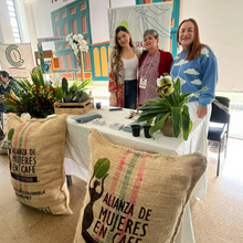 Load image into Gallery viewer, Colombia Quindio - Women's Coffee (IWCA)